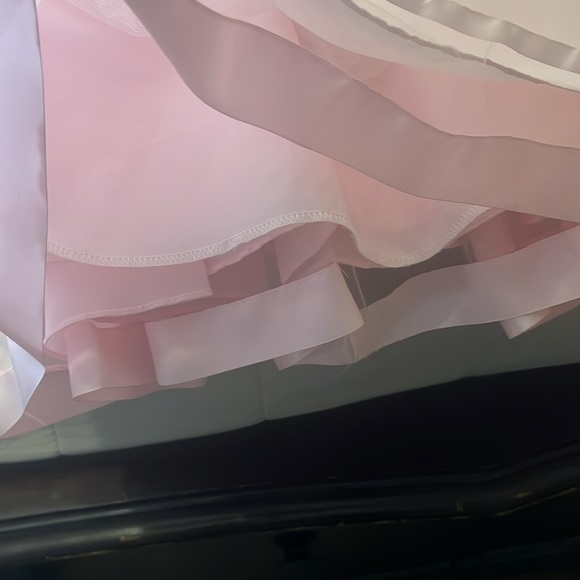 Beautiful girls dress in a size 12..... - Picture 6 of 13